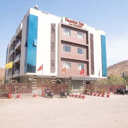 Tulip Le Grand Hotel Udaipur Kültér fotó
